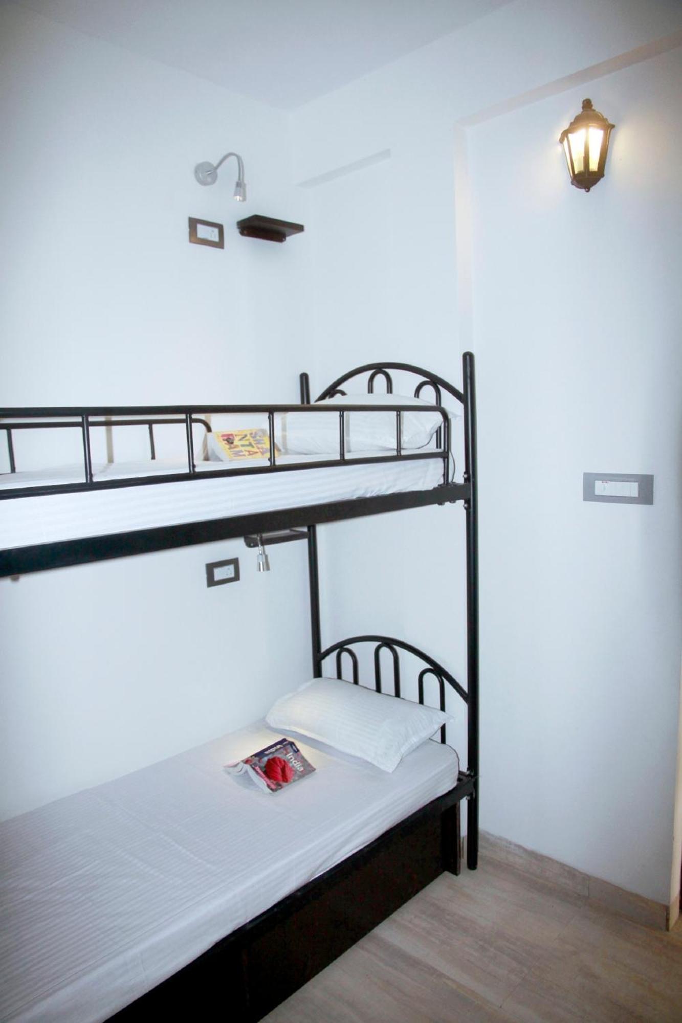 Wanderers Hostel Морджим Екстериор снимка