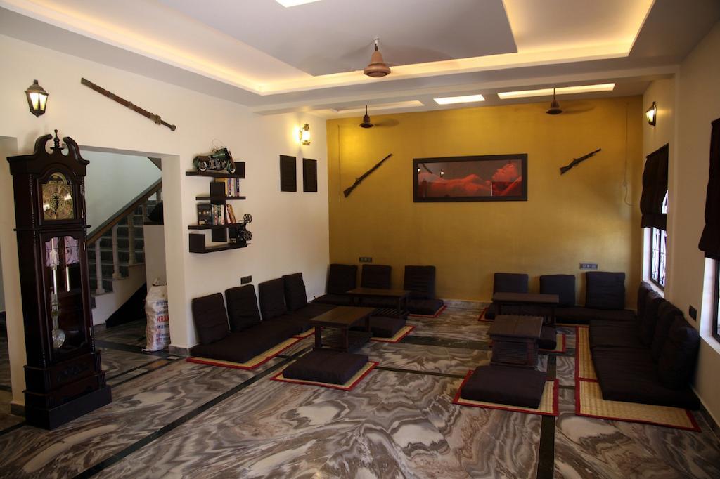 Wanderers Hostel Морджим Екстериор снимка
